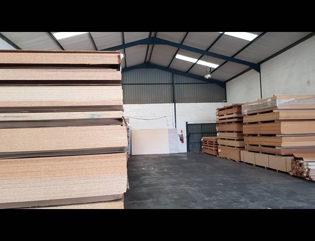 650M² FACTORY TO LET IN SAXENBURG PARK 1